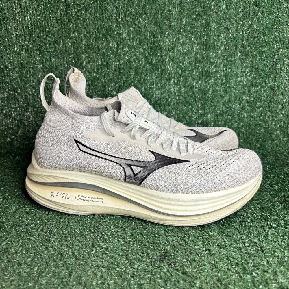 Mizuno Neo Zen Wave‎ Knit Athletic Running Sneaker White Black Womens Size 10